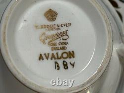 Grosvenor Avalon luncheon set for 8, 24 pieces bone china, England, c. 50s, exc