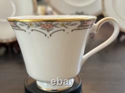 HARDWICK H5146 Royal Doulton Set Of (9) 5 Piece Place Settings Mint! Bone China