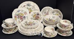 Johnson Brothers Bros Sheraton 35 pcs, 7 pc Place Setting, Service for 5 England