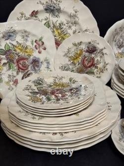 Johnson Brothers Bros Sheraton 35 pcs, 7 pc Place Setting, Service for 5 England