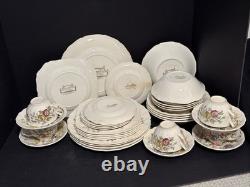 Johnson Brothers Bros Sheraton 35 pcs, 7 pc Place Setting, Service for 5 England