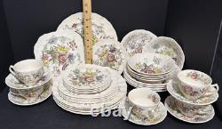 Johnson Brothers Bros Sheraton 35 pcs, 7 pc Place Setting, Service for 5 England