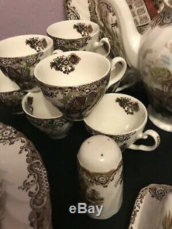 Johnson Brothers Heritage Hall Brown China Set For 8 Made In England
