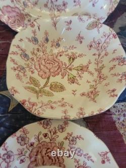 Johnson Brothers Rose Chintz pattern 4 Person dinner Set New Original Box
