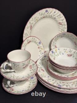 Johnson Brothers Summer Chintz 20 piece Dinnerware Set Service for 4 England