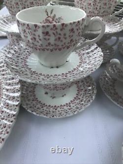 Johson Bros Rose Bouquet 44 Pieces Fine China Set Made in England