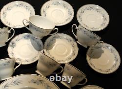 Mayfair England Bone China 24 Piece Dinnerware Set For Four