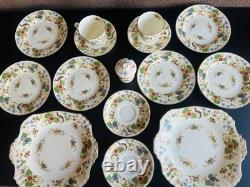 Melrose Royal Worcester Made in England porcelain dish set 15 piece
