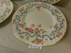 Minton Bone China Montrose Pattern England 9 in diameter Set of 4