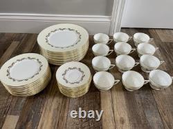 Minton Gold Laurentian Bone China Dinnerware Set 47pc England H5184