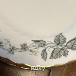 Minton Greenwich fine Bone China 24 piece set. 8 ppl setting S-705 collection