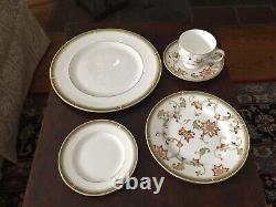 NIB Wedgewood Oberon Leigh Accent Made in England 5 Piece Set China