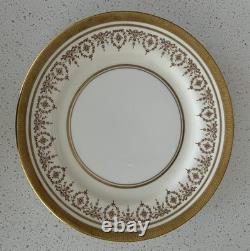 New Vintage Aynsley England Gold Dowery Complete 24 Piece, 4 Place Service 7892