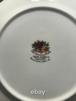 Old country roses royal Albert bone china England 1962 40 piece set Dinnerware
