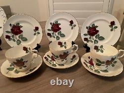 Paragon Fine Bone China Tea Set 21-Piece Set Vintage Made in England