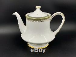Paragon Kensington Teapot Creamer Sugar Bowl Bone China England Tea Set