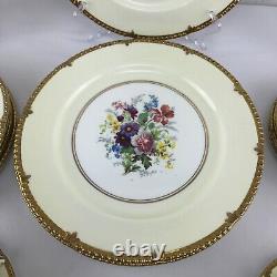 Paragon by Her Majesty Queen Elizabeth England China Set 39 Assorted Piece Set