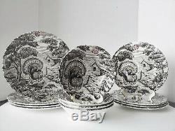 Queens China England Thanksgiving Turkey 12 PC Dinnerware Set Serving For 4