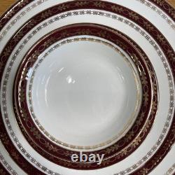 RARE Alfred Meakin Kingsdale 92pc 18Kt Gold Dinnerware Set Service for 12