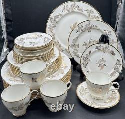 RARE Paragon Goldendale Bone China Dinnerware Set Service 8 32 PCs ENGLAND