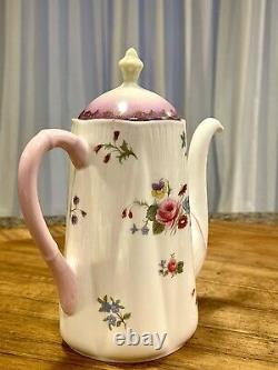 RARE Shelley Avail! Bone China England in Rose and Red Daisy Hot Water Pitcher