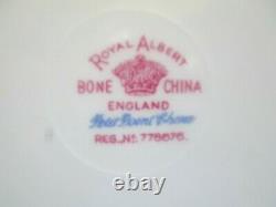 ROYAL ALBERT Bone China England, Petit Point Demitasse Dessert Set, Excellent