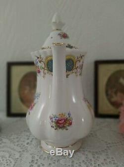 Royal Albert Berkeley Fine Bone China England tea set vintage porcelain