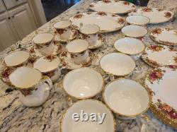 Royal Albert Bone China Country Roses (Made in England) Dinner Set 44 Pieces