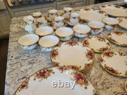 Royal Albert Bone China Country Roses (Made in England) Dinner Set 44 Pieces