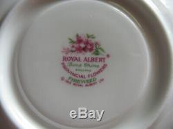 Royal Albert England Bone China Teacup & Saucer Canada Provincial Flowers 12 Set