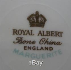 Royal Albert England MARGUERITE Pattern Bone China 23 Pce Tea Set Service for 6