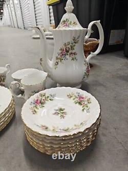 Royal Albert England Mass Rose Coffee and dinner set