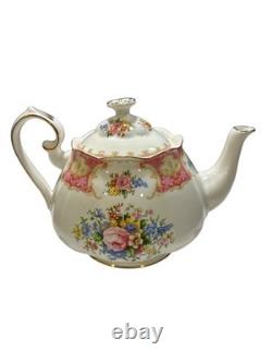 Royal Albert Lady Carlyle Bone China England 23 Piece Tea Set Unused Complete