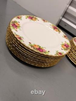 Royal Albert Old Country Roses 30 Pc Dinner Plate Set Bone China England