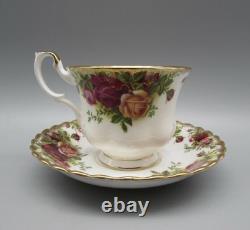 Royal Albert Old Country Roses 7 Piece Place Setting Bone China England