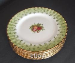 Royal Albert Old Country Roses Accent /Salad Plates Green Border set of 8 NEW