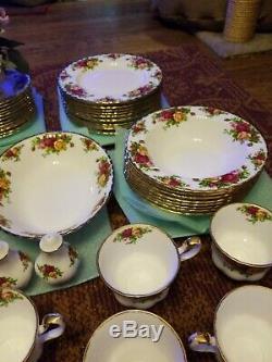 Royal Albert Old Country Roses Bone China 80 Piece Set Made in England! 2010