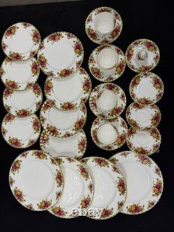 Royal Albert Old Country Roses Bone China Dinner Set Plates/Cups England Gold