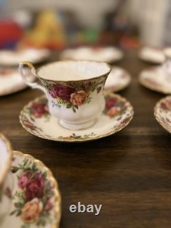 Royal Albert Old Country Roses Bone China Tea Cup & Saucer Set 23 pieces