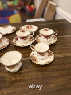 Royal Albert Old Country Roses Bone China Tea Cup & Saucer Set 23 pieces