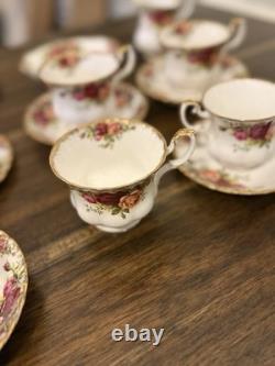 Royal Albert Old Country Roses Bone China Tea Cup & Saucer Set 23 pieces