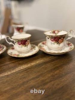 Royal Albert Old Country Roses Bone China Tea Cup & Saucer Set 23 pieces