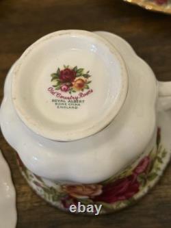 Royal Albert Old Country Roses Bone China Tea Cup & Saucer Set 23 pieces
