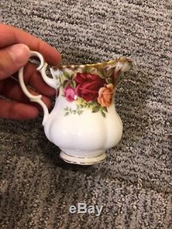 Royal Albert Tea Cup Set Old Country Roses Bone China Vintage England
