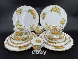 Royal Albert Tea Rose 5 Pieces Plate Setting x 4 Bone China England 20 Pieces