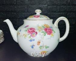 Royal Chelsea 3549a Rose Flower Tea Service for 8 Bone China English 28 Pieces
