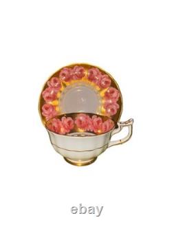 Royal Chelsea'Pink Cabbage Roses' Teacup & Saucer Set Gold English Bone China