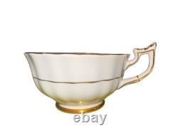 Royal Chelsea'Pink Cabbage Roses' Teacup & Saucer Set Gold English Bone China