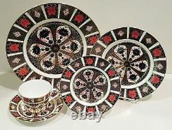 Royal Crown Derby Old Imari 1128 China Four Place Settings Excellent (4 more)