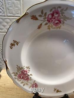 Royal Crown Derby Porcelain Royal Pinxton Roses 5 Pc Place Setting